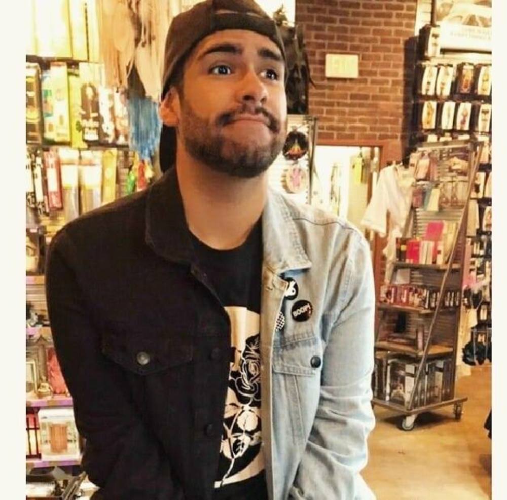 Meet your Posher, Daniel